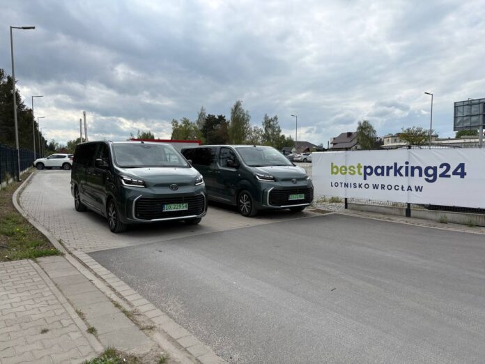 parkingi-przy-lotnisku-wroclaw