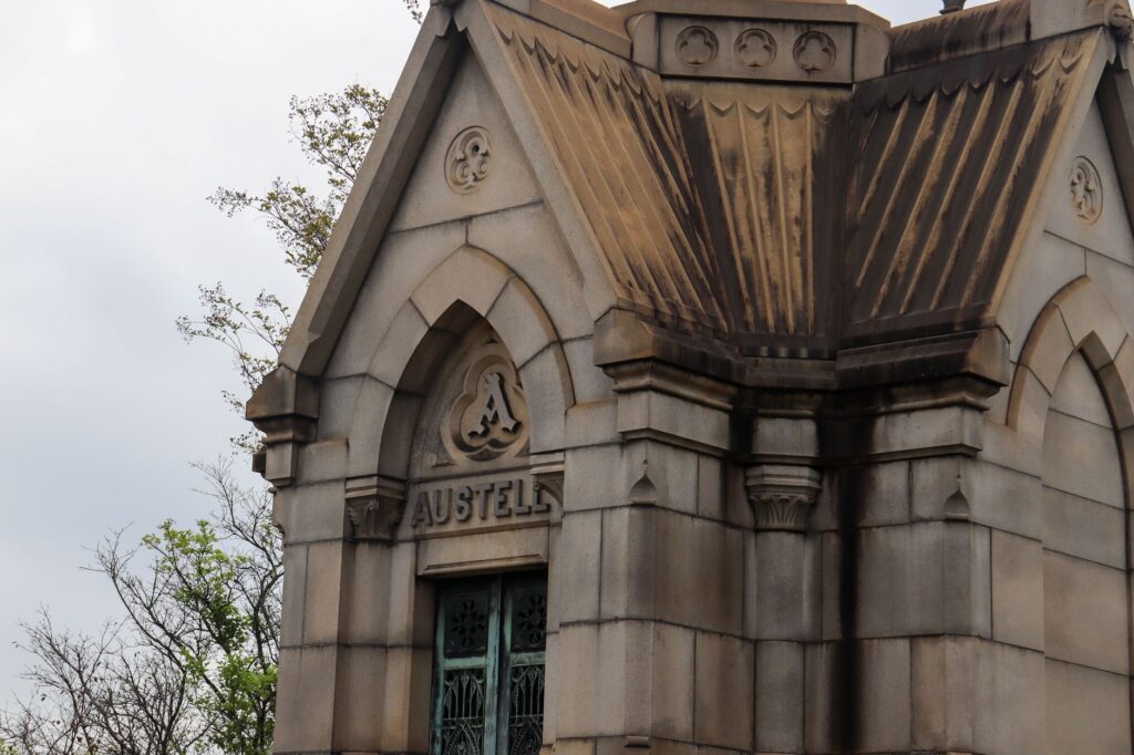 Cmentarz Recoleta w Buenos Aires: bilety, mapa grobowców i historia grobu Evity
